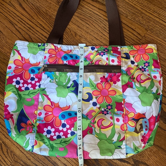 LESPORTSAC Flower 🌸 Power duffle and tote bag - multi color (set of 2) - Picture 8 of 10